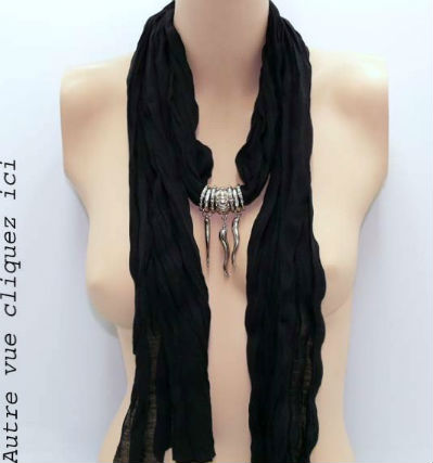 foulard collier